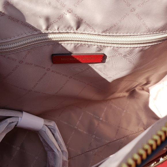 Michael kors large Ciara satchel and wallet - Picture 8 of 8